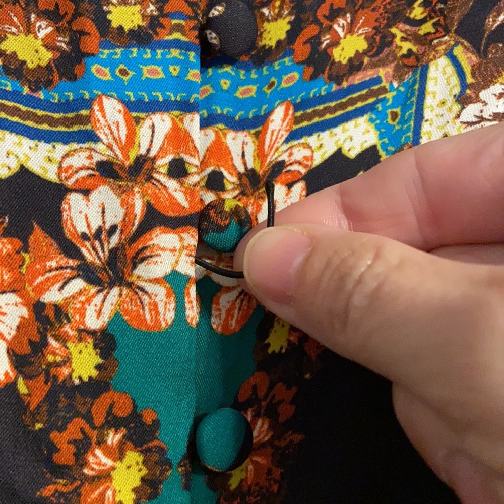 Blouse - Picture 2 of 4